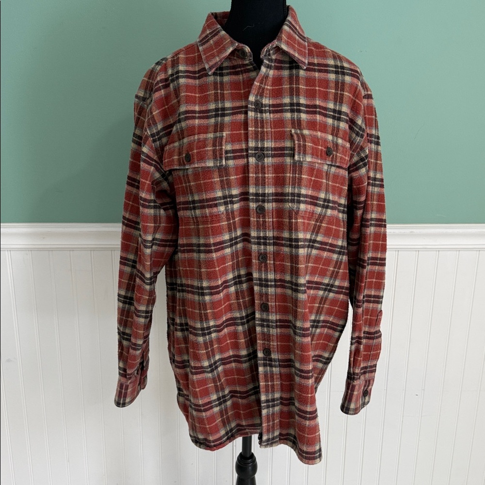 L.L. Bean Red and Brown Plaid 100% Cotton Flannel Shirt - Thick -Great Condition